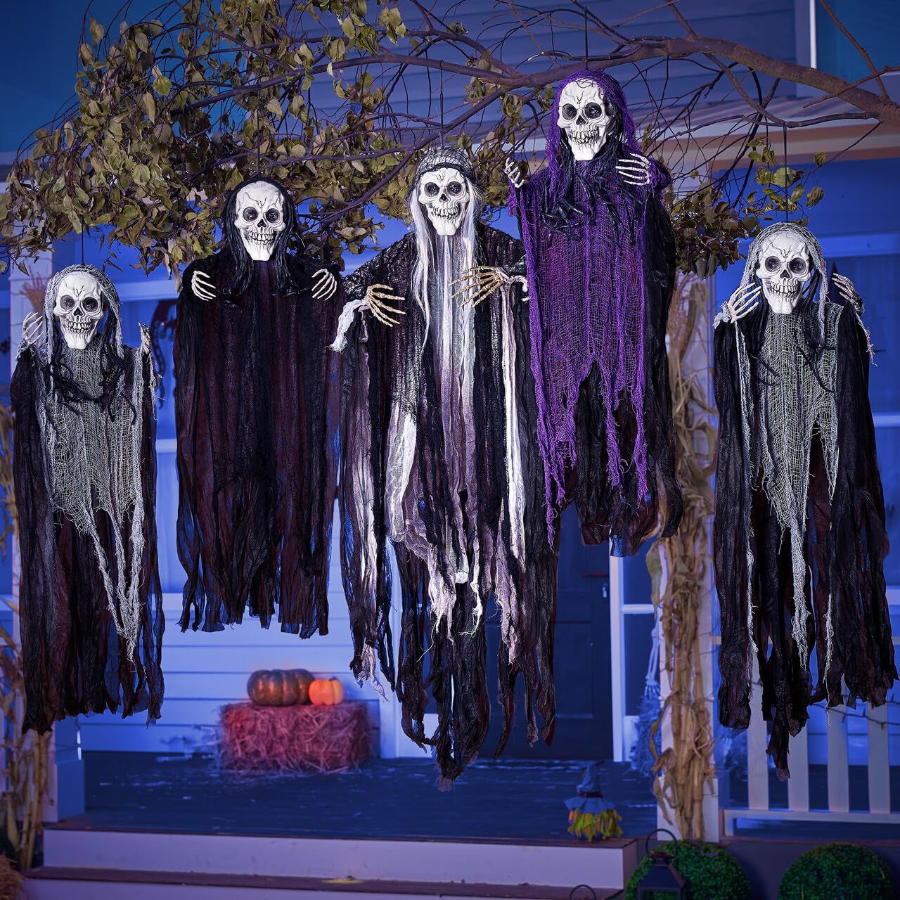 5 Pcs Halloween Hanging Grim Reapers, One 47”, Four 35" Halloween Skeleton Flying Ghosts for Halloween Outdoor Decoration, Haunted Haunted House Prop, Halloween Party Supplies Decor