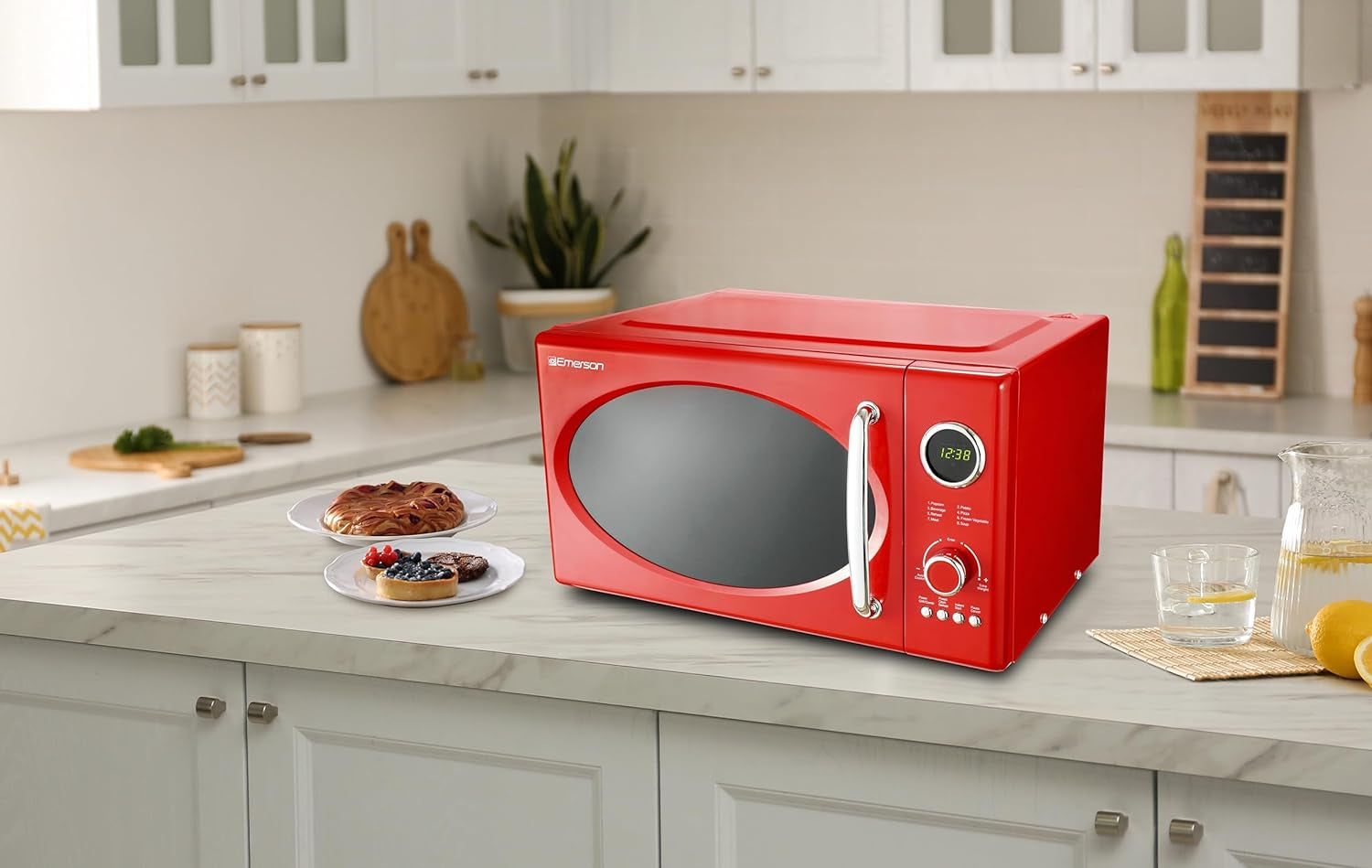 MWRG0901RD Retro Compact Countertop 800W Microwave Oven with 1,000W Grill Function, LED Display 5 Power Levels, 8 Auto Menus, Glass Turntable and Child Safe Lock, 0.9 Cu. Ft, Red